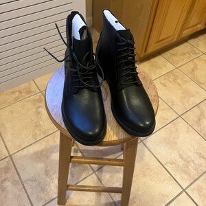 Timberland Chevalier Mid-Lace Up Black Leather Shoe boots